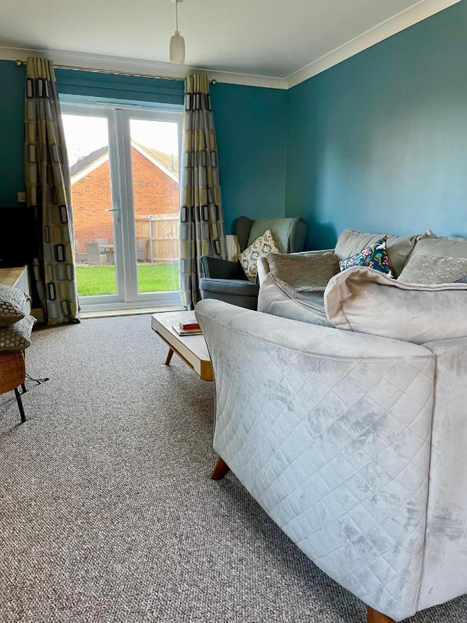 Stunning Large Detached Gloucester, 4 Beds, 3 Bedroom, 2 Bathroom Property, Nr Chelt, The Docks And Quays Sleeps 6 Экстерьер фото