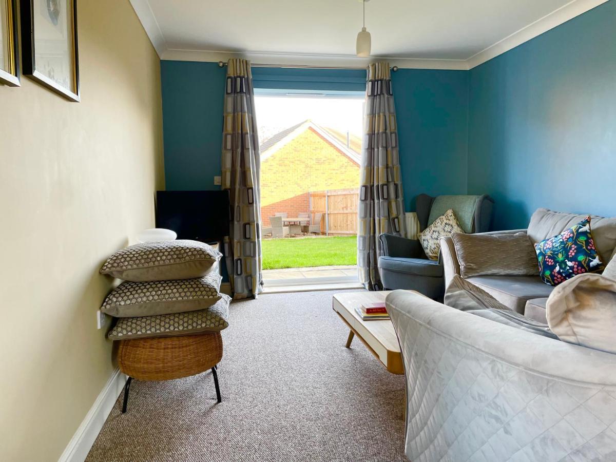 Stunning Large Detached Gloucester, 4 Beds, 3 Bedroom, 2 Bathroom Property, Nr Chelt, The Docks And Quays Sleeps 6 Экстерьер фото